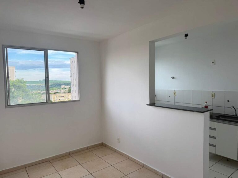 Apartamento à venda no Condomínio Mirante Sul: Sala