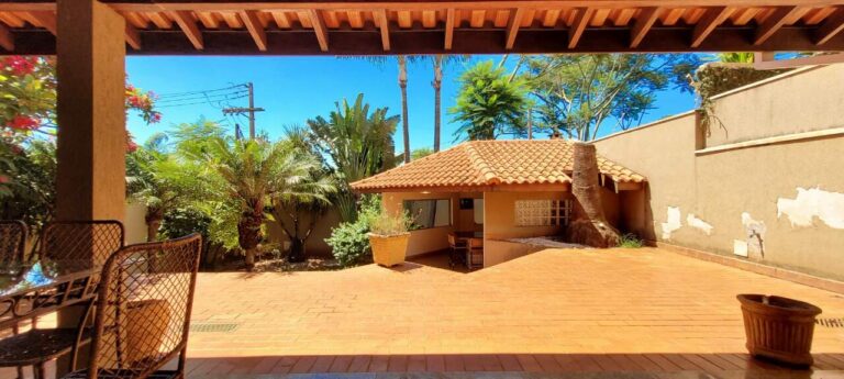 Casa em Condomínio à venda no Royal Park: varanda
