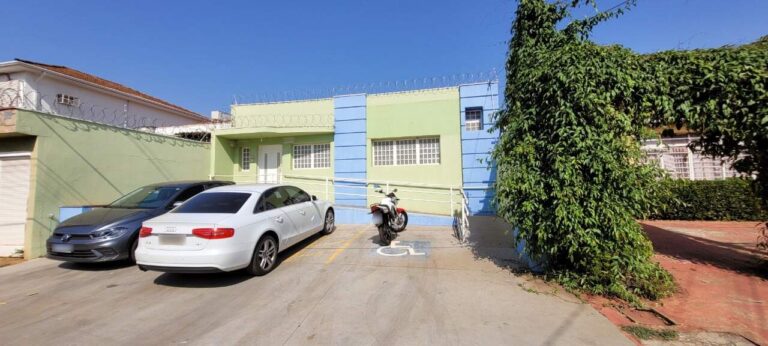 Casa Comercial à venda no Jardim Sumaré: Fachada