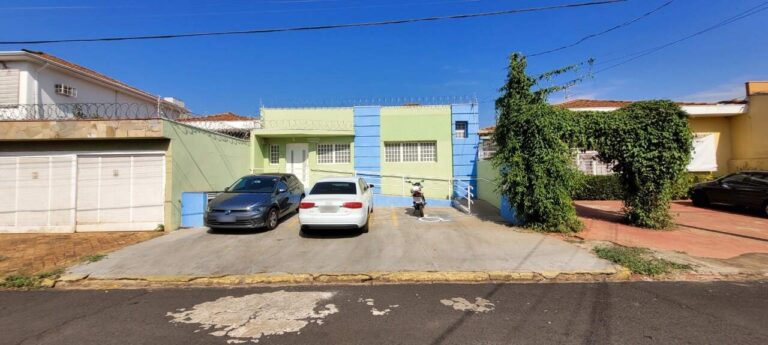 Casa Comercial à venda no Jardim Sumaré: Fachada