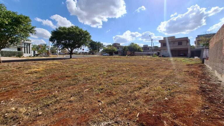 Terreno em Condomínio à venda no Portal da Mata: