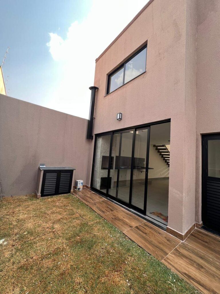 Casa à venda no Jardim Santa Cecilia: