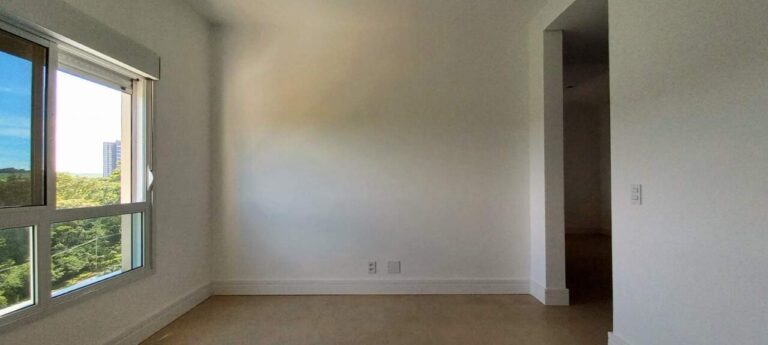 Apartamento à venda no Jardim Ilhas do Sul: Su te m ster