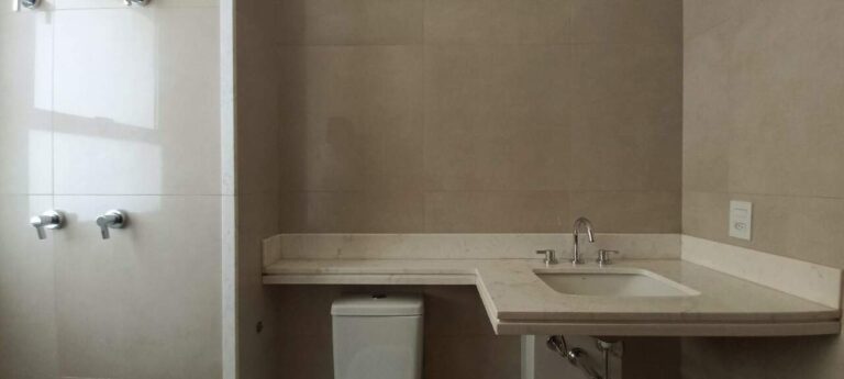 Apartamento à venda no Jardim Ilhas do Sul: Su te 2