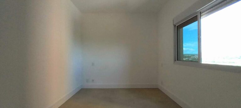 Apartamento à venda no Jardim Ilhas do Sul: Su te 3