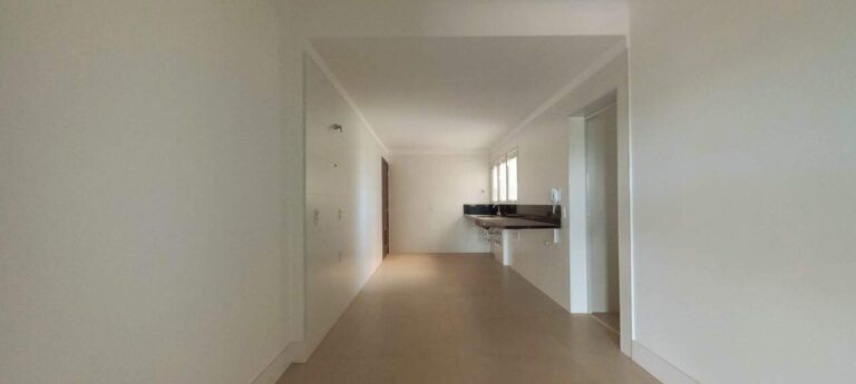 Apartamento à venda no Jardim Ilhas do Sul: Cozinha