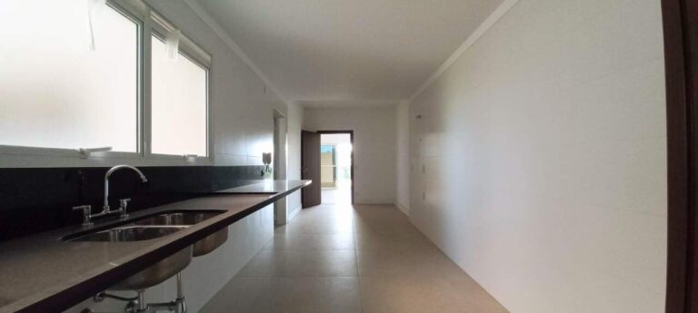 Apartamento à venda no Jardim Ilhas do Sul: Cozinha