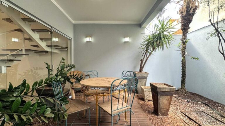 Casa em Condomínio para aluguel no Nova Aliança: