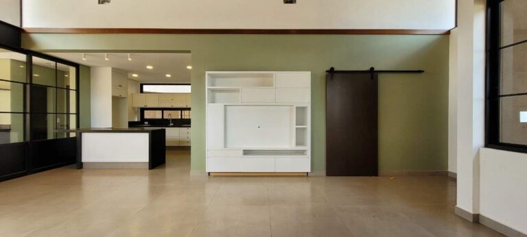 Casa em Condomínio à venda no Vila do Golfe: Living