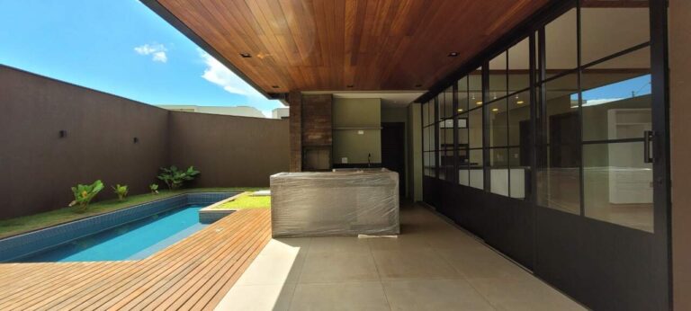 Casa em Condomínio à venda no Vila do Golfe: Espa o gourmet