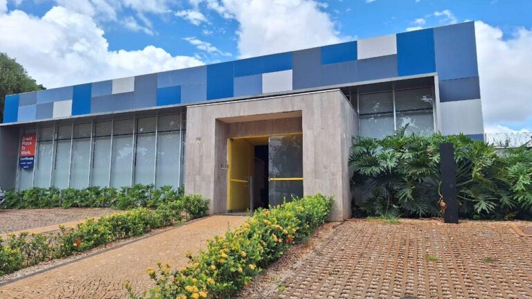 Prédio Comercial para aluguel no Jardim Canadá: