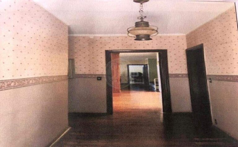 Casa à venda no Centro: | Foto_migracao | 2