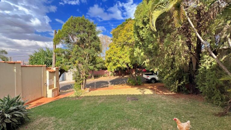 Casa em Condomínio à venda no Royal Park:
