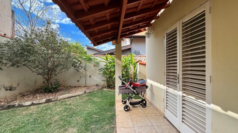 Casa em Condomínio à venda no Royal Park: