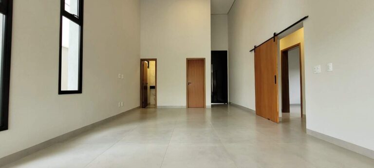 Casa em Condomínio à venda no Portal da Mata: Sala