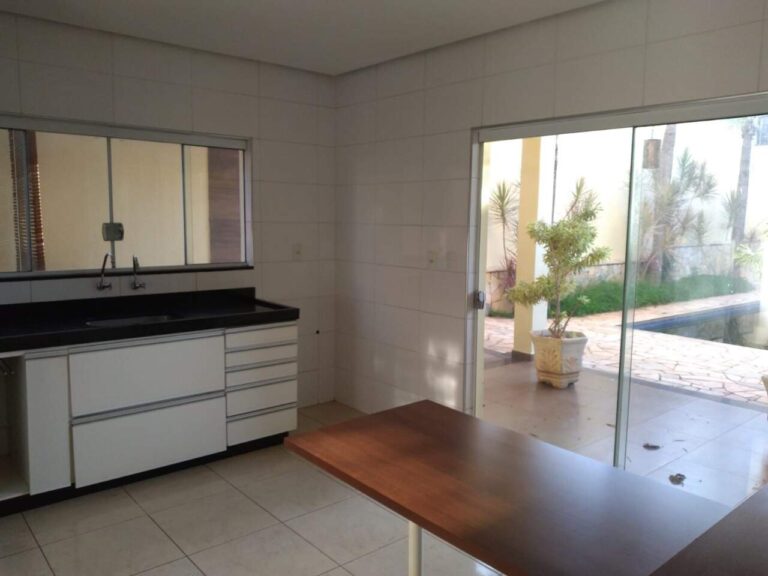 Casa à venda no City Ribeirão: Cozinha