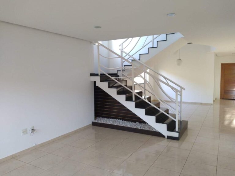 Casa à venda no City Ribeirão: Living 3 Ambientes