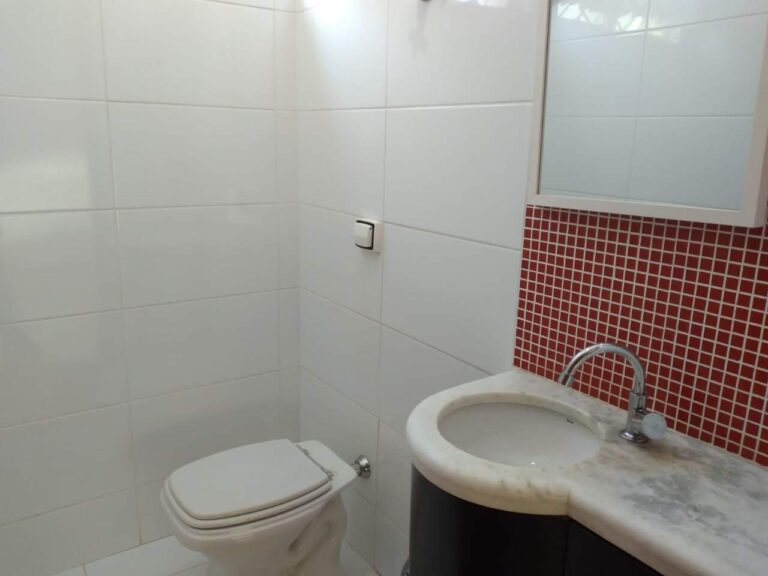 Casa à venda no City Ribeirão: Lavabo