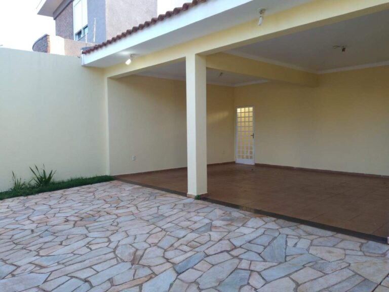 Casa à venda no City Ribeirão: Garagem