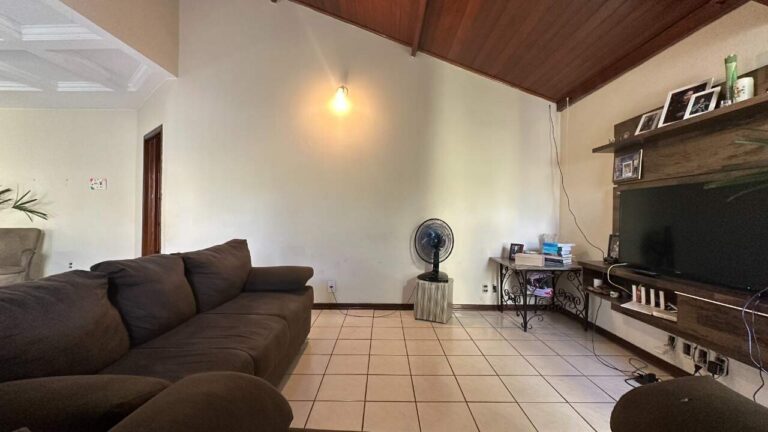 Casa à venda no Planalto Verde I: