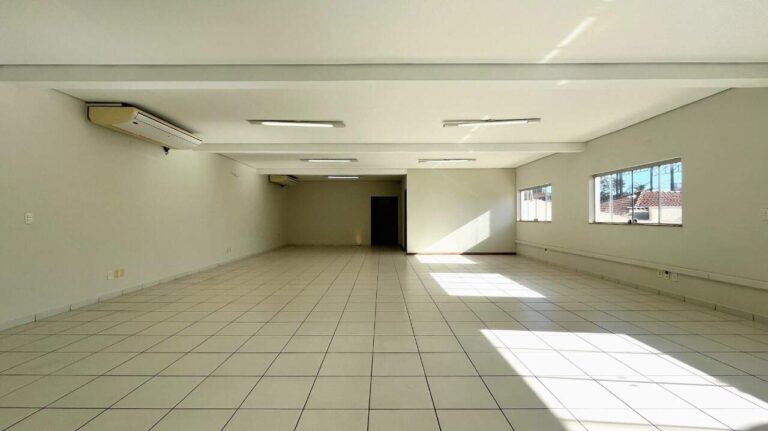 Prédio Comercial à venda no Alto da Boa Vista: sal o pavimento superior