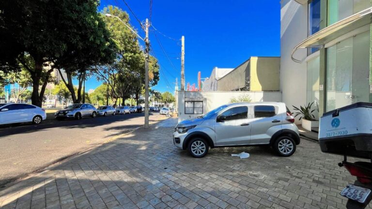 Prédio Comercial à venda no Alto da Boa Vista: garagem