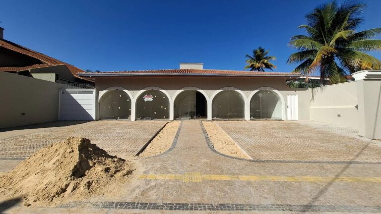 Casa Comercial à venda no Jardim Canadá: