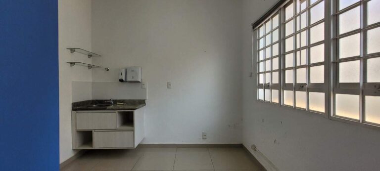 Casa Comercial à venda no Jardim Sumaré: Sala 4