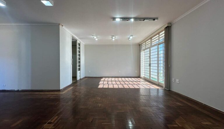 Prédio Comercial à venda no Alto da Boa Vista: