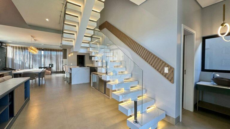 Casa em Condomínio para aluguel no Vila do Golfe: