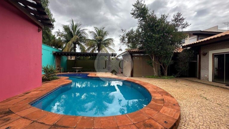 Casa em Condomínio à venda no Bonfim Paulista: