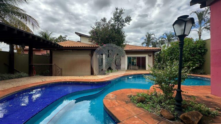 Casa em Condomínio à venda no Bonfim Paulista: