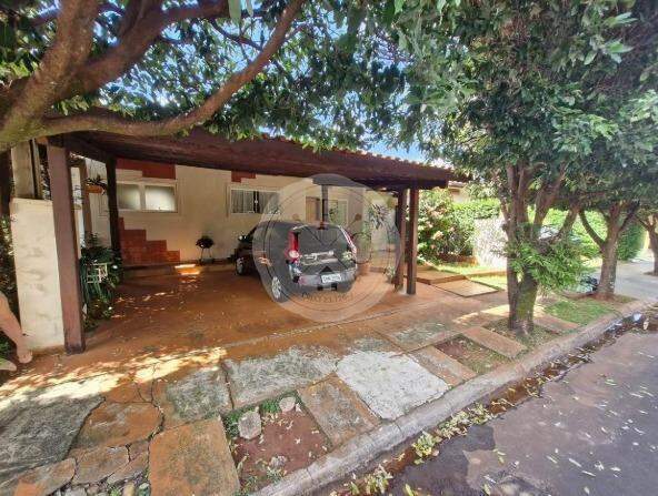 Casa em Condomínio para aluguel no Jardim Manoel Penna: