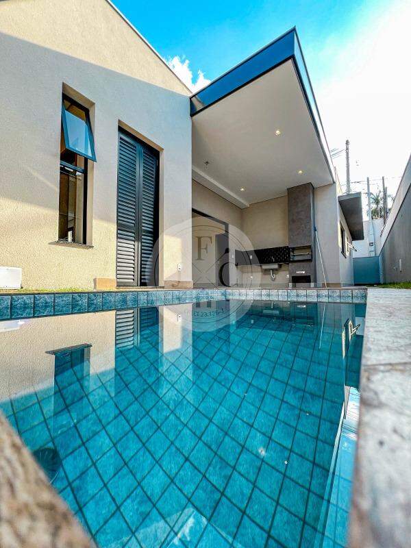 Casa em Condomínio à venda no Royal Park: