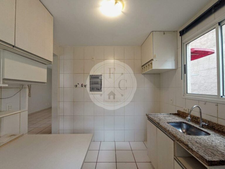 Casa em Condomínio à venda no Vila do Golfe: