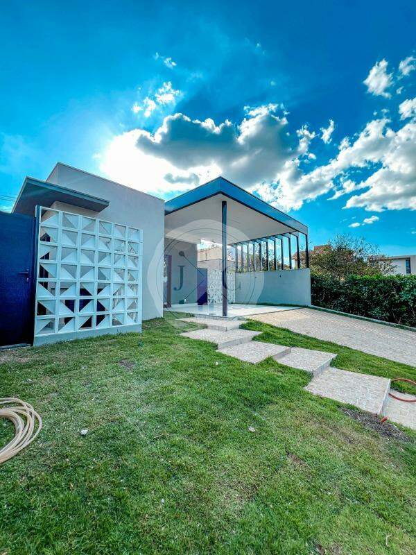 Casa em Condomínio à venda no Royal Park: