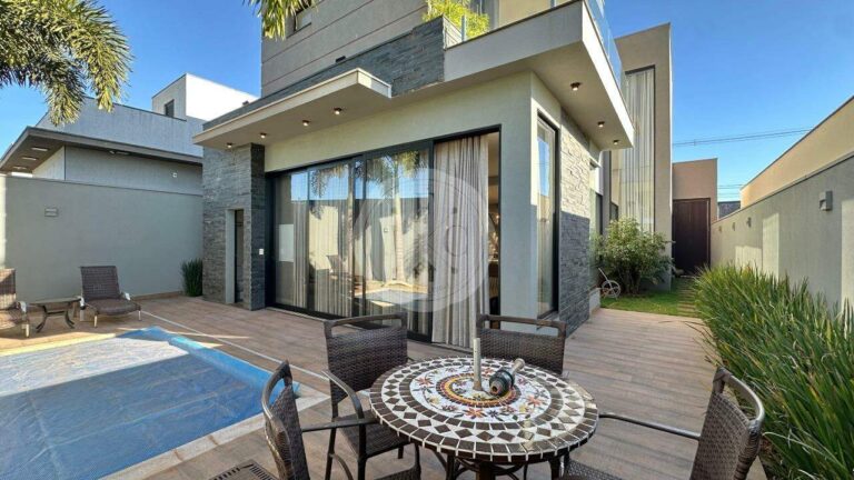 Casa em Condomínio para aluguel no Vila do Golfe: