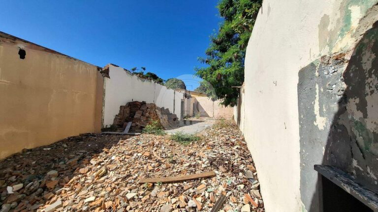 Terreno à venda no Jardim Sumaré: