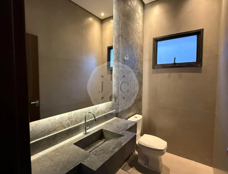 Casa em Condomínio à venda no Vila do Golfe: