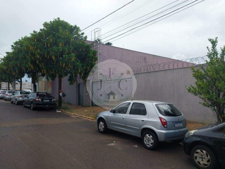 Prédio Comercial para aluguel no Parque Industrial Lagoinha: