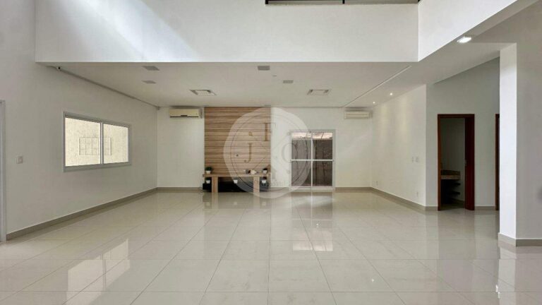 Casa em Condomínio à venda no Jardim Botânico: