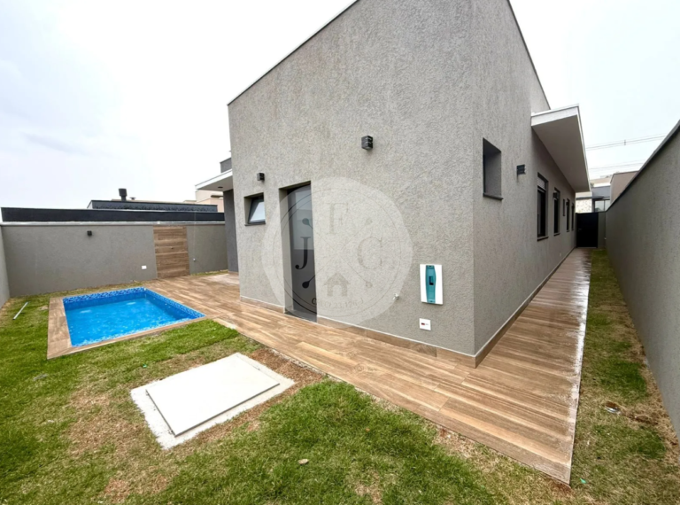 Casa em Condomínio à venda no Vila do Golfe:
