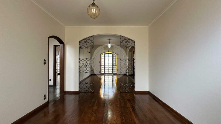 Casa para aluguel no Alto da Boa Vista: