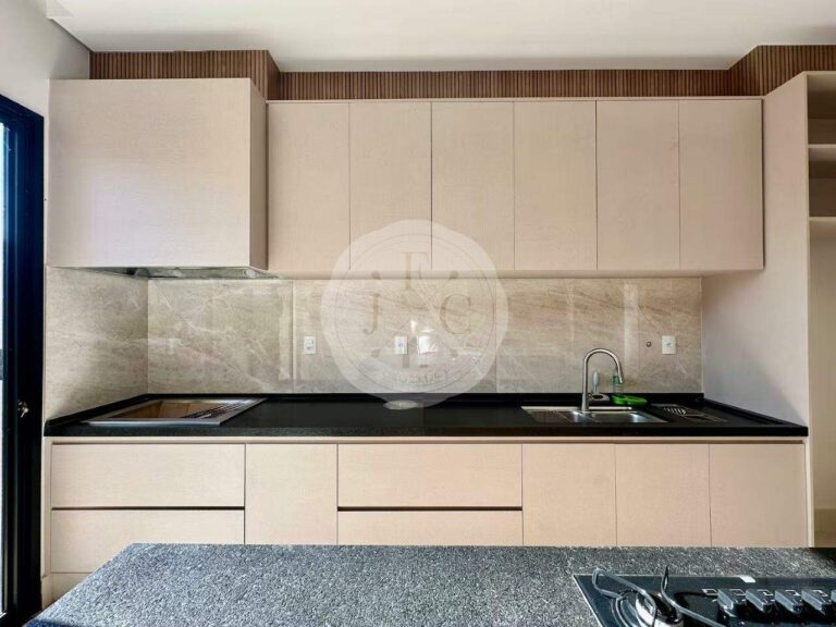 Casa em Condomínio à venda no Quinta da Mata:
