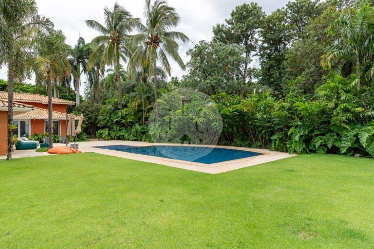 Casa em Condomínio à venda no Colina Verde: