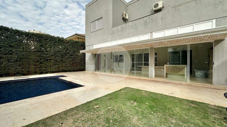 Casa em Condomínio à venda no Jardim Botânico: