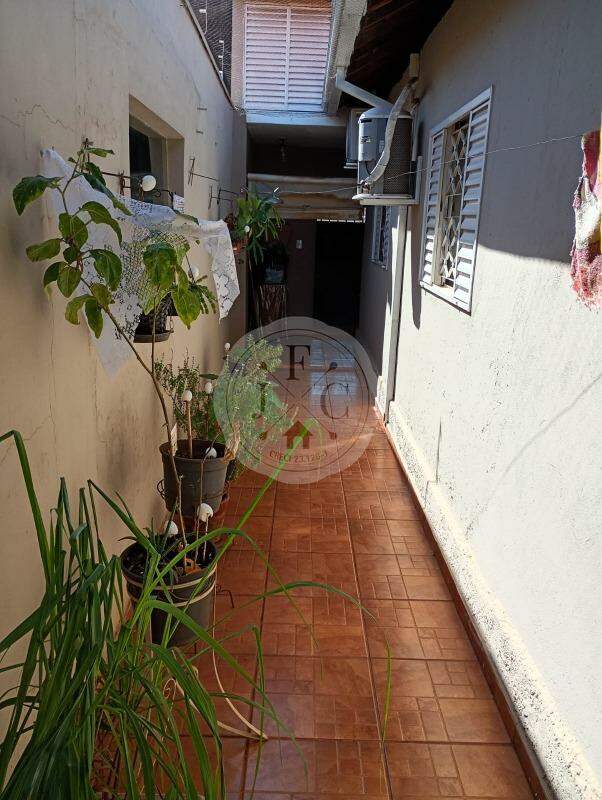 Casa à venda no Geraldo Correia de Carvalho: