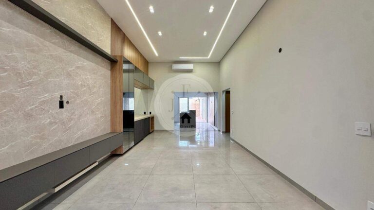 Casa em Condomínio para aluguel no Jardim Valência: