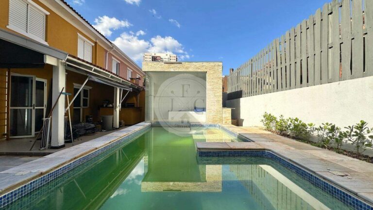 Casa em Condomínio para aluguel no Bosque das Juritis: