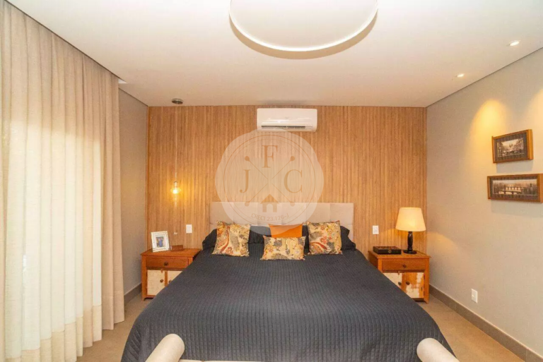 Casa em Condomínio à venda no Residencial e Empresarial Alphaville: